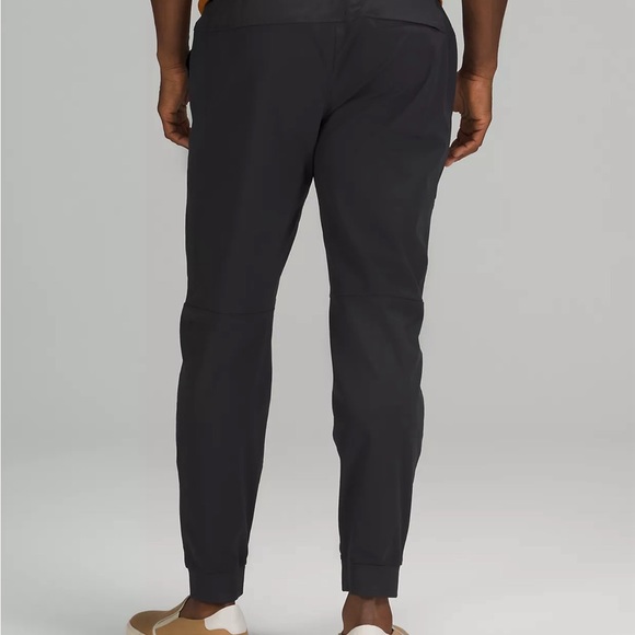 Lululemon - Men’s ABC Jogger - Obsidian - Picture 3 of 7